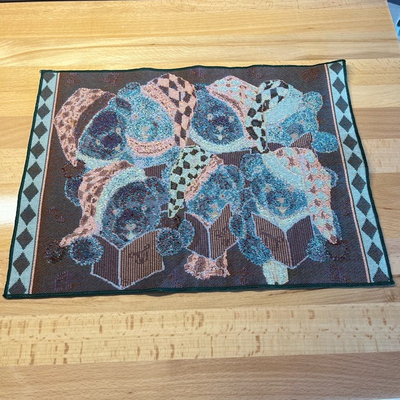 Vintage 1998 Christmas Caroling Bears Placemats. Set of 4. - Picture 2 of 5